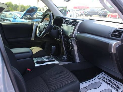 Used 2021 Toyota 4Runner Trail Special Edition AWD/4WD image 12