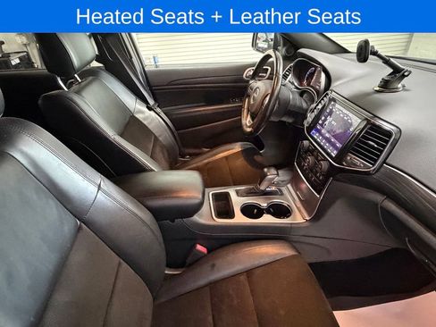Used 2020 Jeep Grand Cherokee Altitude AWD/4WD image 22