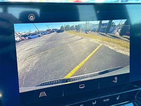 Used 2023 Chevrolet Colorado LT w/ LT Convenience Package II image 14