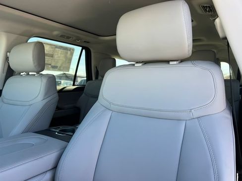 New 2026 Ford Expedition Max Active AWD/4WD image 16