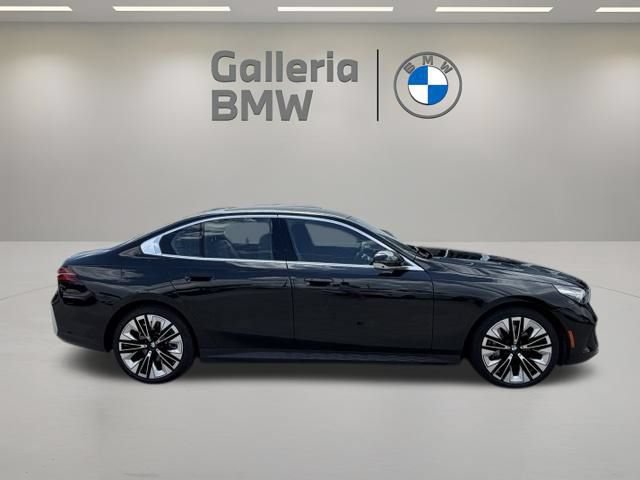 Used 2026 BMW 540i xDrive AWD/4WD image 6