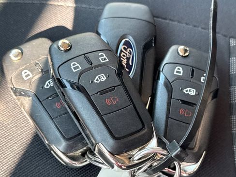 Used 2024 Ford Transit 250 Low Roof w/ Exterior Upgrade Package image 24