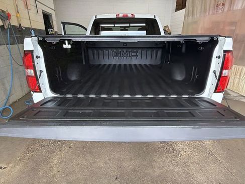 Certified 2019 GMC Sierra 1500 SLE w/ SLE Value Package AWD/4WD image 24