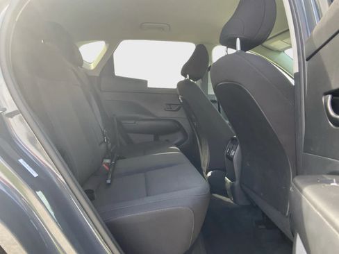 Used 2025 Hyundai Kona SEL AWD/4WD image 14