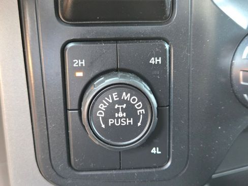 Used 2022 Ford F150 XLT w/ Equipment Group 302A High image 32