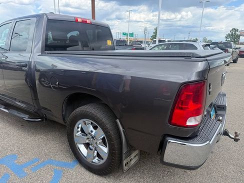Used 2019 RAM 1500 Express w/ Express Value Package AWD/4WD image 7