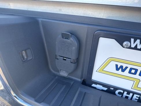 Used 2018 Chevrolet Silverado 1500 LT w/ All Star Edition image 18