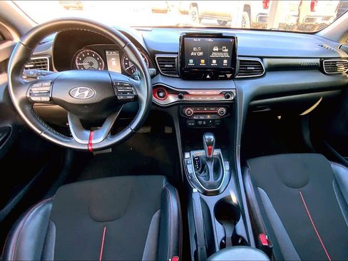 Used 2021 Hyundai Veloster 2.0 Premium image 14
