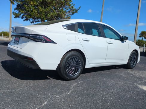 New 2026 Nissan Sentra SV image 4
