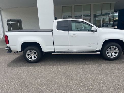 Used 2020 Chevrolet Colorado LT w/ Safety Package RWD image 7