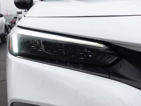 Used 2024 Honda Civic Sport image 6