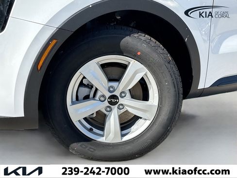 New 2026 Kia Sorento LX image 40