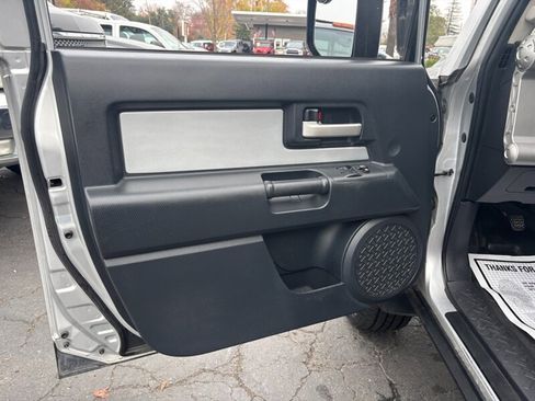 Used 2008 Toyota FJ Cruiser Base w/ Upgrade Pkg 2 image 13