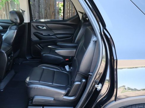Used 2018 Chevrolet Traverse LT AWD/4WD image 20