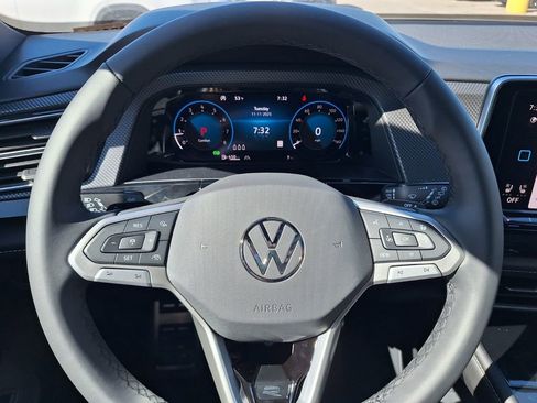 New 2026 Volkswagen Atlas Cross Sport SEL Premium R-Line image 17