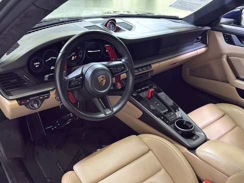 Used 2020 Porsche 911 Carrera 4S image 15