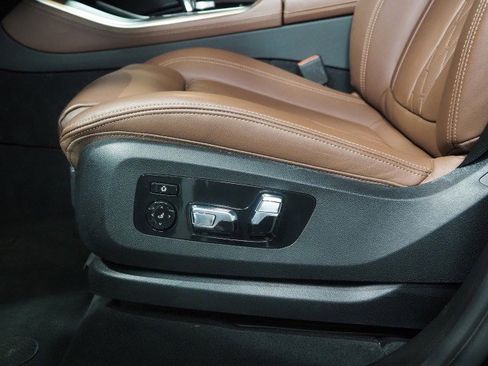 Used 2023 BMW X5 xDrive45e w/ Executive Package AWD/4WD image 73