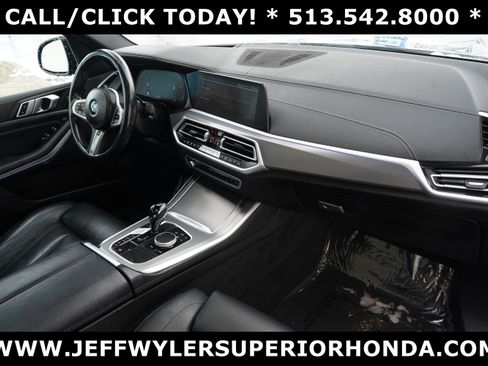 Used 2022 BMW X5 xDrive40i w/ M Sport Package image 35