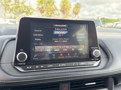 Certified 2024 Nissan Rogue SV FWD image 21
