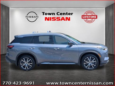 Used 2023 INFINITI QX60 Sensory w/ Vision Package AWD/4WD image 8