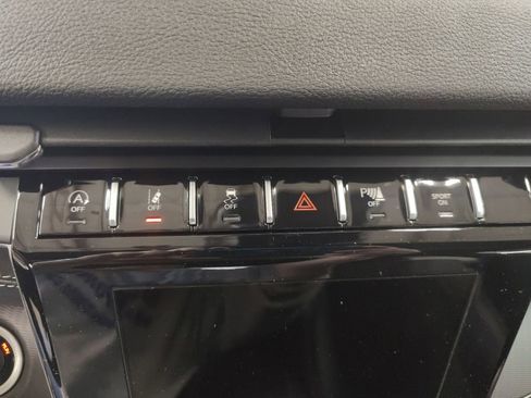 New 2025 Jeep Grand Cherokee L Altitude image 22