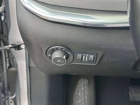 Used 2022 Jeep Compass Limited w/ Sun and Sound Group AWD/4WD image 21