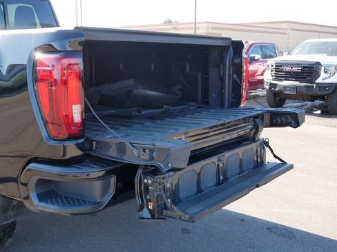 Used 2020 GMC Sierra 3500 Denali w/ Denali Ultimate Package image 18