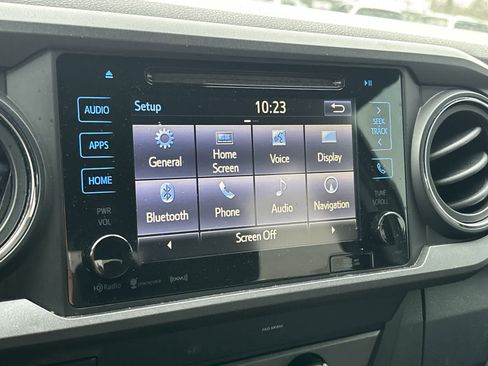 Used 2019 Toyota Tacoma TRD Off-Road image 20