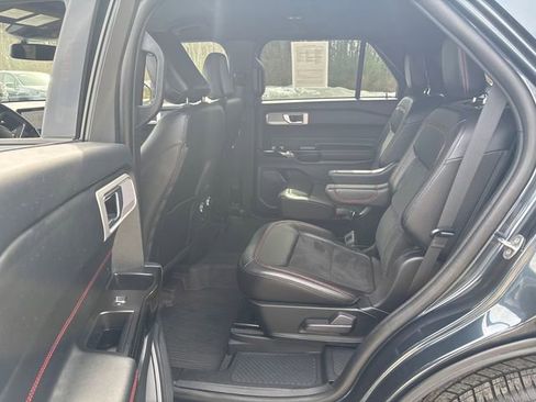 Used 2022 Ford Explorer ST-Line AWD/4WD image 13