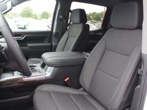 New 2026 Chevrolet Silverado 1500 LT Trail Boss AWD/4WD image 9