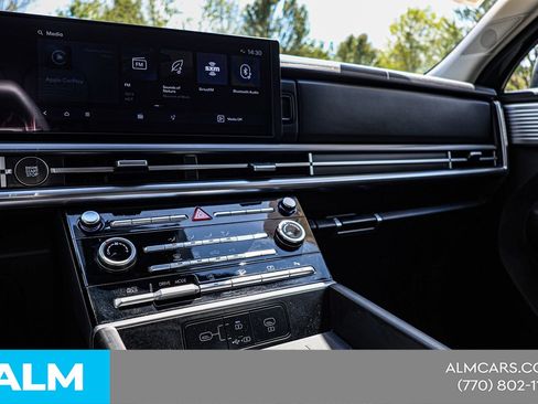 Used 2025 Hyundai Santa Fe SE image 39