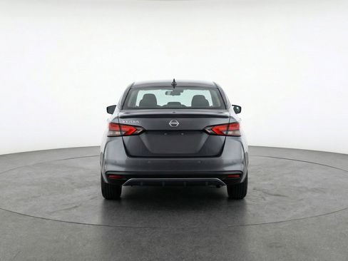 Used 2025 Nissan Versa SV image 7