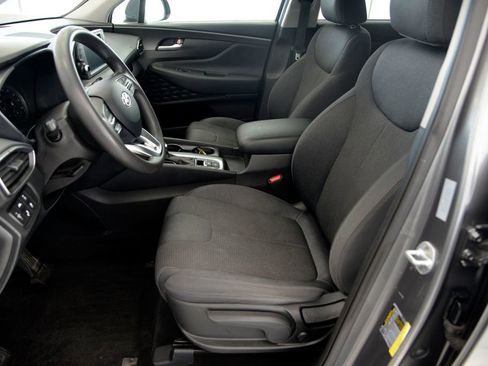 Used 2019 Hyundai Santa Fe SE image 15