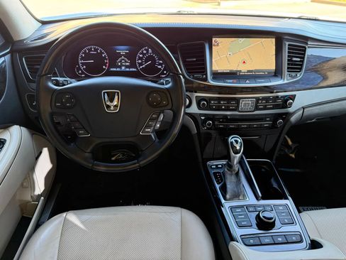 Used 2014 Hyundai Equus Signature image 14