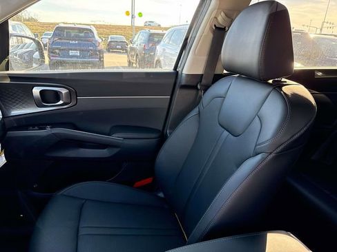 New 2026 Kia Sorento S FWD image 18