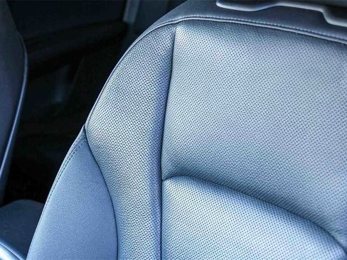 Used 2023 Audi Q7 3.0T Prestige w/ Prestige Package image 26