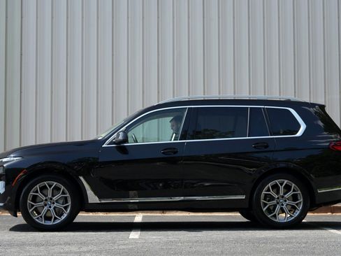 Used 2024 BMW X7 xDrive40i AWD/4WD image 9