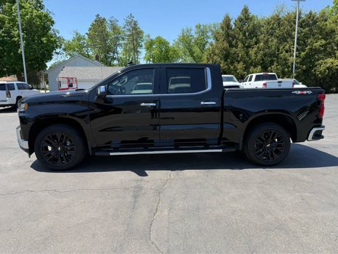 Used 2021 Chevrolet Silverado 1500 LTZ w/ Technology Package AWD/4WD image 6
