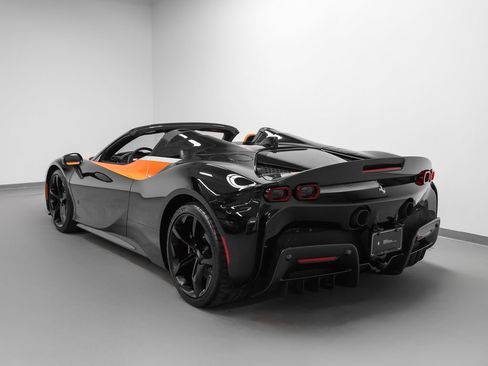 Certified 2023 Ferrari SF90 Spider Base image 74