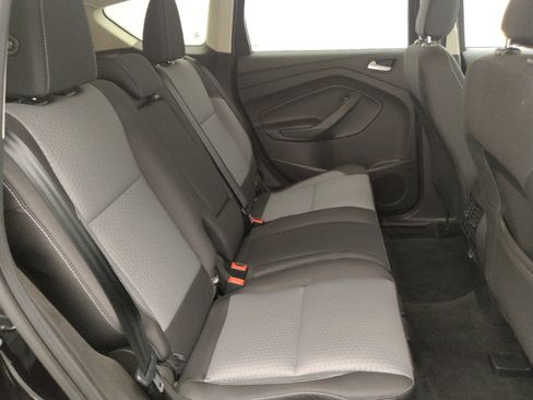 Used 2018 Ford Escape SE w/ Ford Safe & Smart Package AWD/4WD image 19