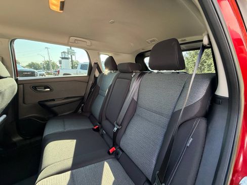 Used 2023 Nissan Rogue SV AWD/4WD image 25