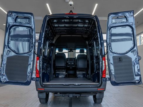 New 2026 Mercedes-Benz Sprinter 144 Cargo image 16