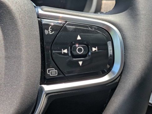 Used 2026 Volvo XC90 B5 Core AWD/4WD image 28