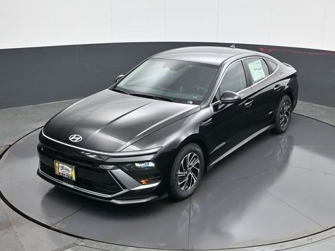 New 2026 Hyundai Sonata Blue FWD image 30