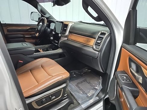 Used 2022 RAM 1500 Limited w/ Body-Colour Bumper Group image 15
