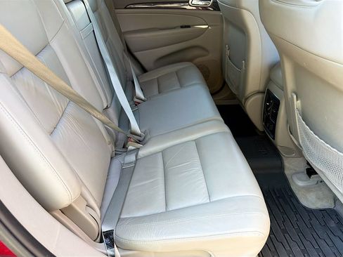 Used 2013 Jeep Grand Cherokee Laredo AWD/4WD image 29