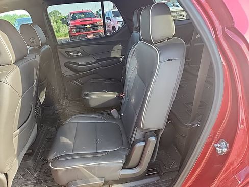 Certified 2023 Chevrolet Traverse Premier w/ LPO, Floor Liner Package AWD/4WD image 44
