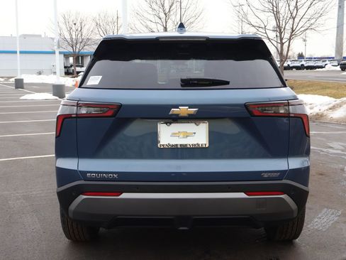 New 2026 Chevrolet Equinox LT w/ Convenience Package II image 6
