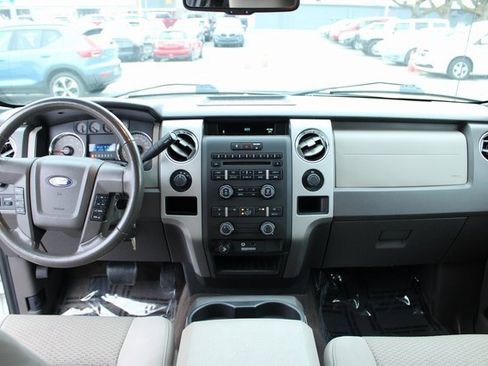 Used 2010 Ford F150 XLT image 16