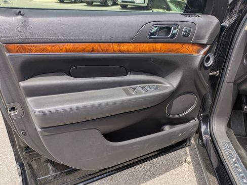 Used 2016 Lincoln MKT AWD w/ Equipment Group 201A image 11